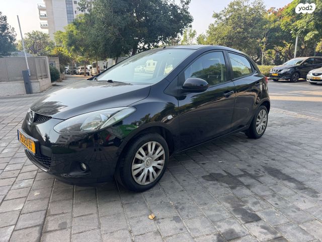 מודעת רכב מאזדה 2