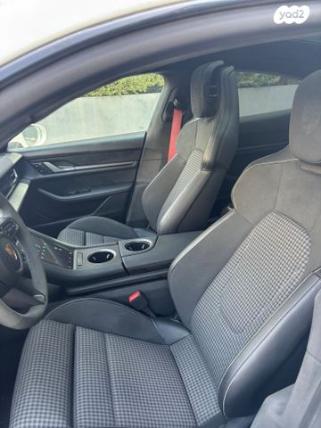 פורשה טייקן