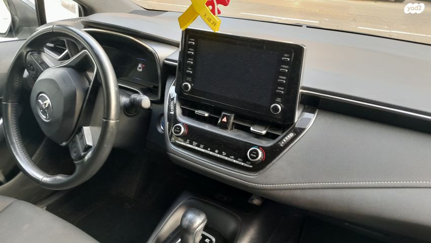 טויוטה קורולה
