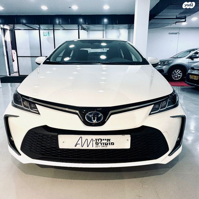 מודעת רכב טויוטה קורולה 2