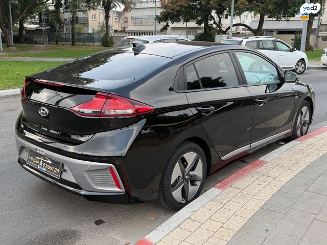 יונדאי איוניק