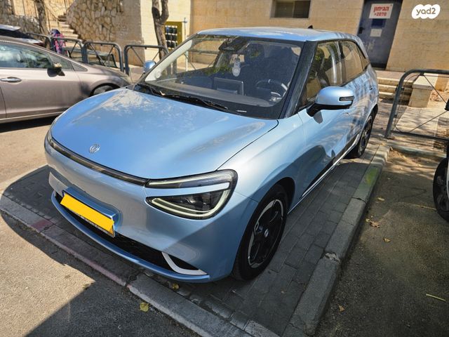 מודעת רכב דונגפנג בוקס