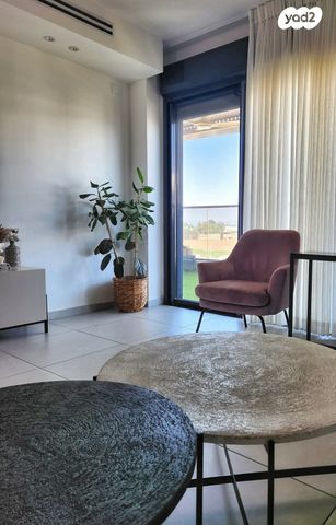 דירה, לאה גולדברג 7, גדרה מזרח, גדרה