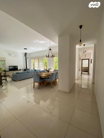 בית פרטי/ קוטג', סמטת הר שני 6, באר אורה, באר אורה