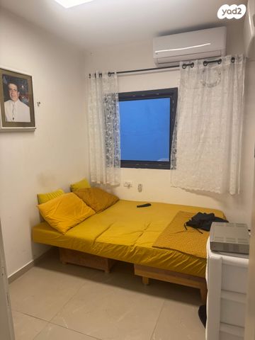 דירה, משה שרת 18, לב העיר, בת ים