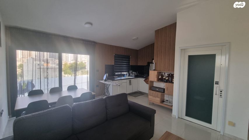 בית פרטי/ קוטג', אח"י מזנק 84, שער הים, ראשון לציון