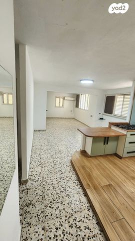 דירה, הרב קוק 3, שיכון חדש, כפר יונה