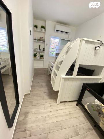 דירה, השר רבינוביץ 9, הנביאים, בת ים