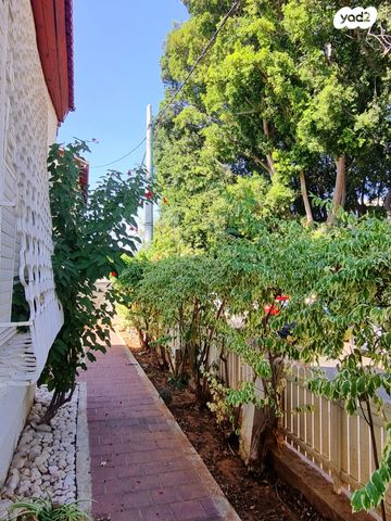 בית פרטי/ קוטג', המאור 10, חברת חשמל, גבעתיים