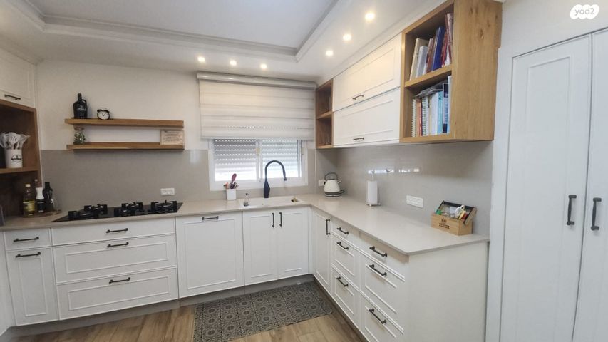 בית פרטי/ קוטג', אתרוג 25, נווה גנים, פרדס חנה כרכור