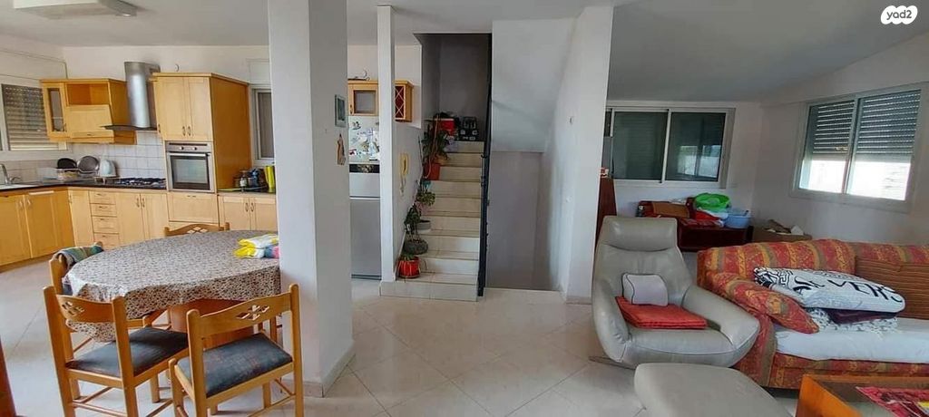 דירה, לוחמי הגטאות 32, המושבה הגרמנית, חיפה