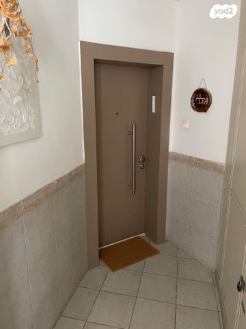 דירה, הרשל גרינשפן 18, נווה מנחם, באר שבע