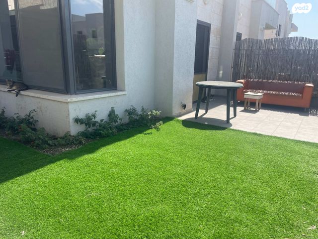 דו משפחתי, יהלום 5, רובע 10 חן, קצרין