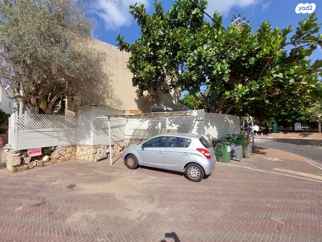 בית פרטי/ קוטג', אח"י אילת 63, שאר העיר, כפר יונה