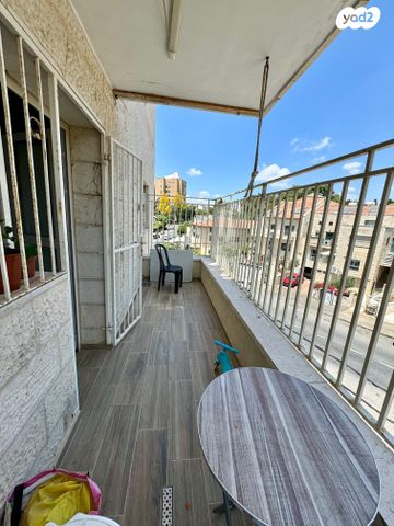 דירה, ישראל זנגוויל 15, קרית היובל, ירושלים