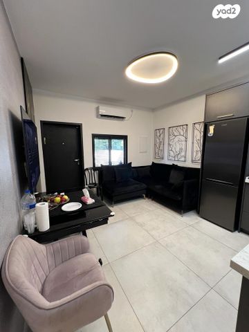 בית פרטי/ קוטג', מלכי ישראל 15, גבעת אולגה, חדרה