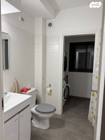 דירה, עפרה חזה 23, משכנות האומנים, קרית מוצקין