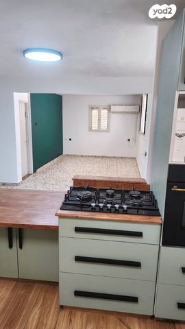 דירה, הרב קוק 3, שיכון חדש, כפר יונה