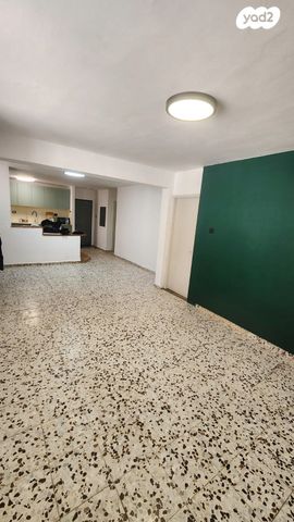 דירה, הרב קוק 3, שיכון חדש, כפר יונה