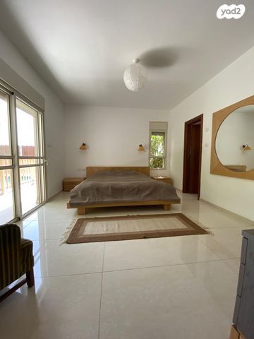 בית פרטי/ קוטג', סמטת הר שני 6, באר אורה, באר אורה