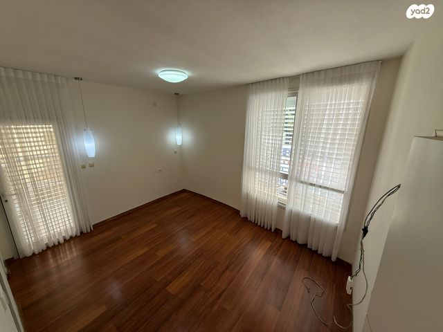 דירה, זקיף 4, מגדיאל, הוד השרון