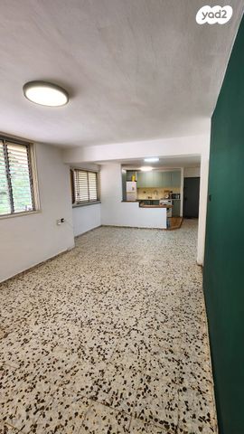 דירה, הרב קוק 3, שיכון חדש, כפר יונה
