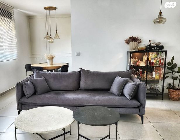 דירה, לאה גולדברג 7, גדרה מזרח, גדרה