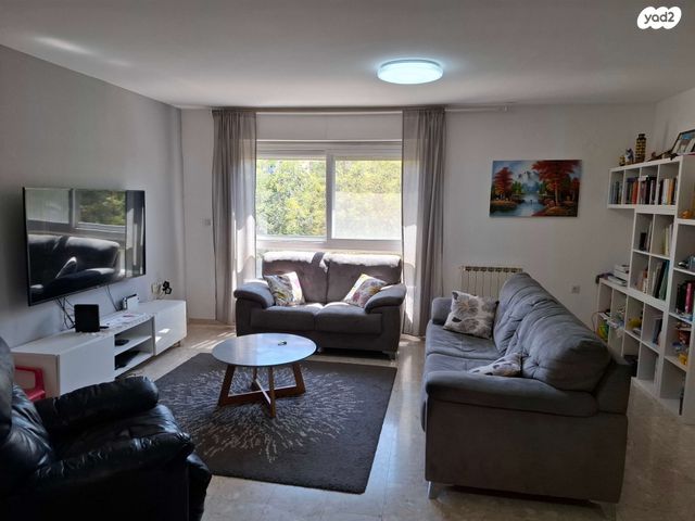 דירה, משה קול 68, בית הכרם, רמת בית הכרם, ירושלים