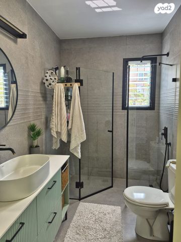 דירת גן, צונזר 10, קרית שלום, תל אביב יפו