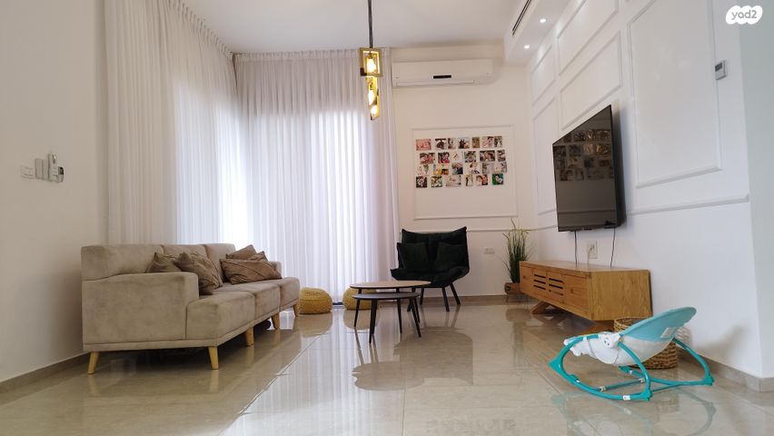 בית פרטי/ קוטג', ברוש 39, קרית מנחם, אופקים