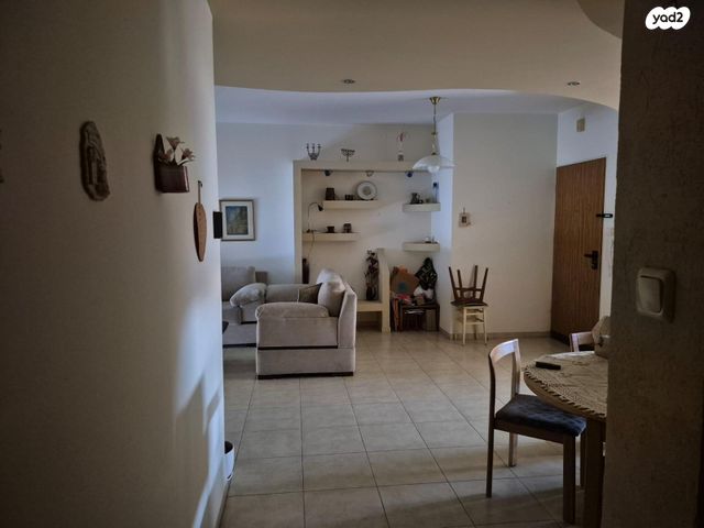 דירה, הרב קירשטיין 15, מרכז העיר, עפולה