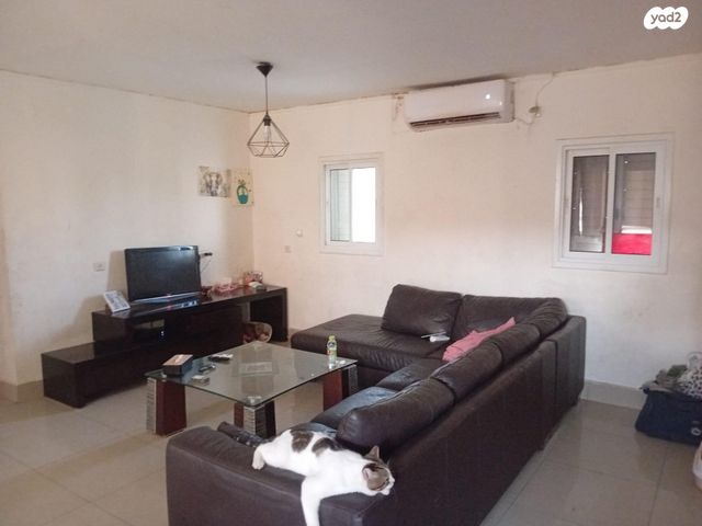 שדרות יעלים 328