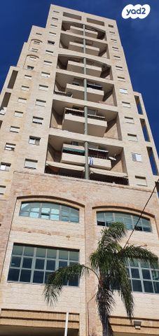 דירה, אהרון קרון 3, ראשונים, ראשון לציון