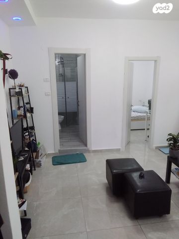 דירה, דרך יד לבנים 89, נווה פז, חיפה