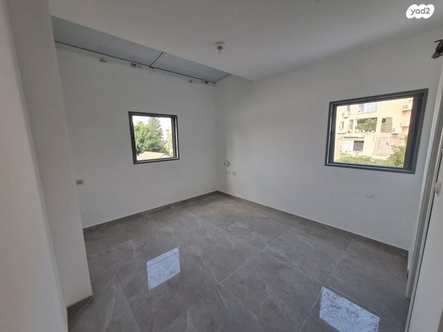 דירה, הרב חי טייב 9, נחלת שמעון, בני ברק