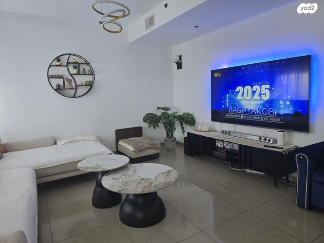 דירה, אפרסמון 5, רובע ט"ז, אשדוד