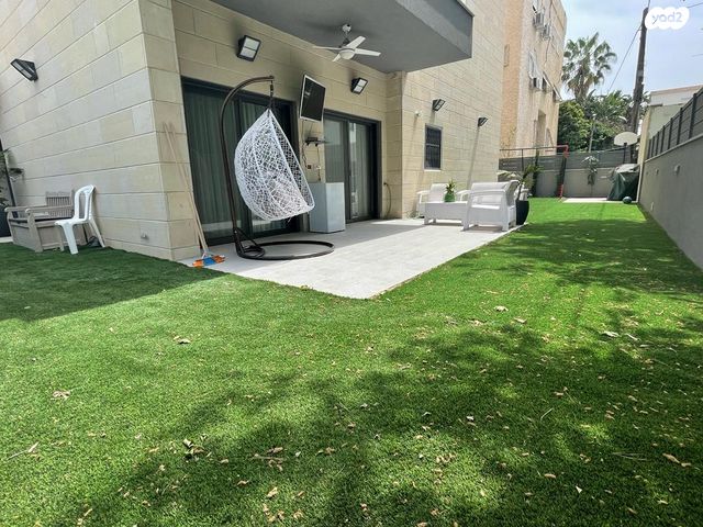 דירת גן, האורנים 17, מרכז העיר, סביניה, הוותיקה, קרית ביאליק