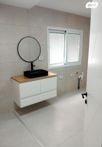 דירה, בית לחם 43, כרמל צרפתי, חיפה