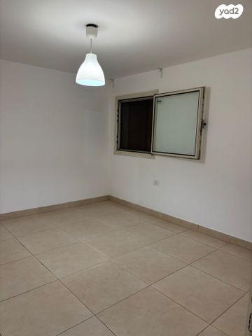 מרתף/ פרטר, הגלבוע 6, שכונה 6, תל מונד