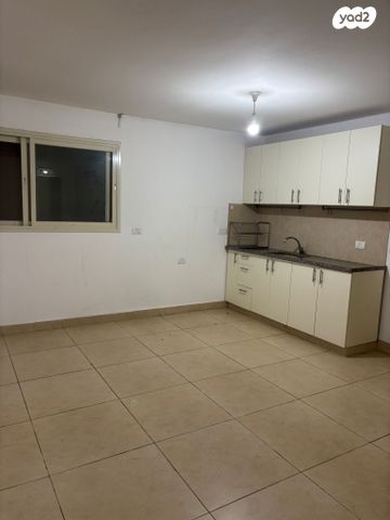 מרתף/ פרטר, הגלבוע 6, שכונה 6, תל מונד