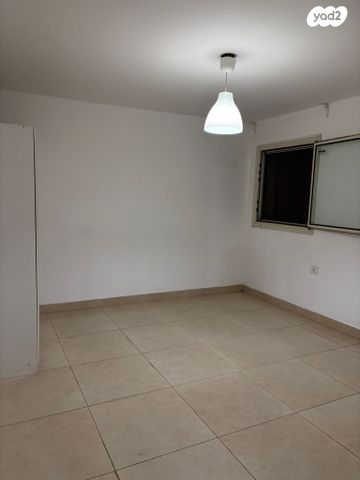 מרתף/ פרטר, הגלבוע 6, שכונה 6, תל מונד