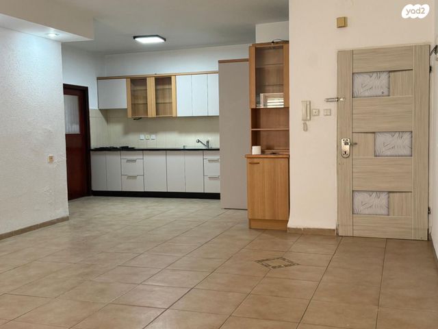 דירה, ההגנה 6, עמידר, נהריה