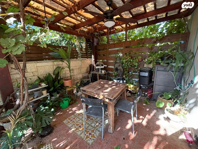 יחידת דיור, האגוז 79, נווה ירק, נווה ירק