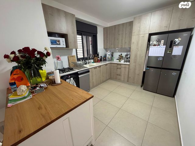 דירה, עפרה חזה 4, משכנות האומנים, קרית מוצקין