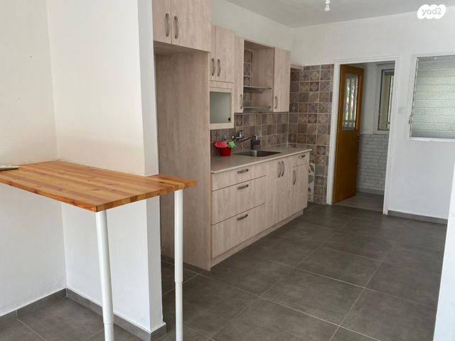 דירה, אשכולות 80, הגליל, כרמיאל