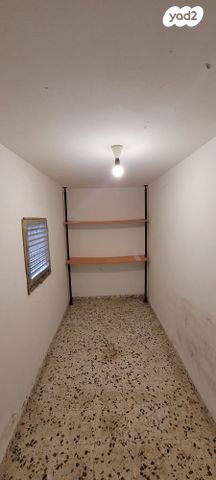 אברהם סכנין 17