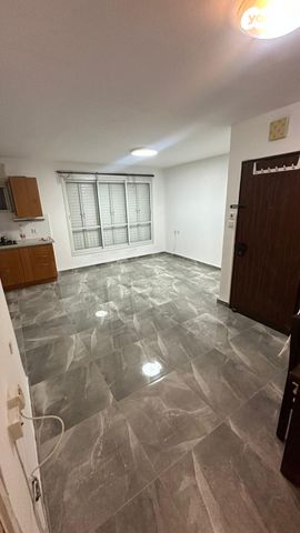 דירה, שדרות ז'בוטינסקי 26, קרית ים  א', קרית ים