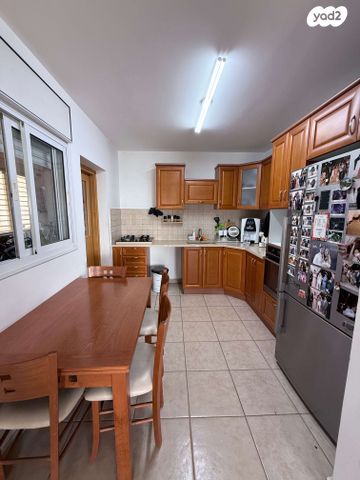 שדרות יוהנה ז'בוטינסקי 3