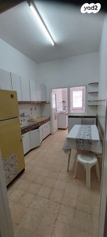 דירה, הגליל 14, נווה שאנן, חיפה