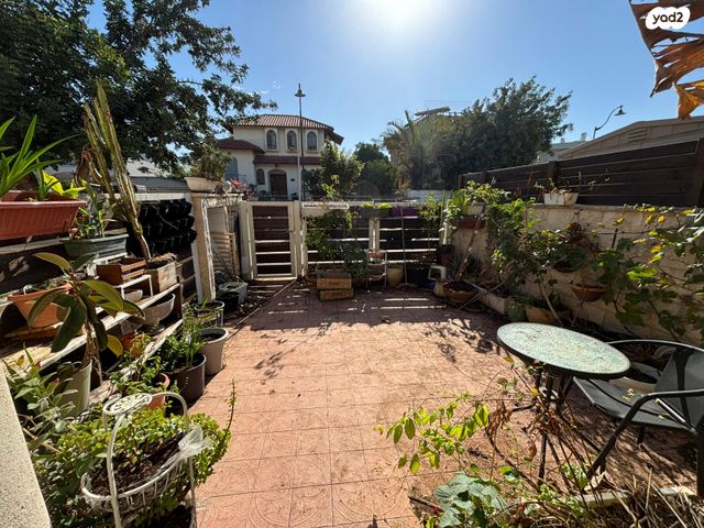 יחידת דיור, האגוז 79, נווה ירק, נווה ירק